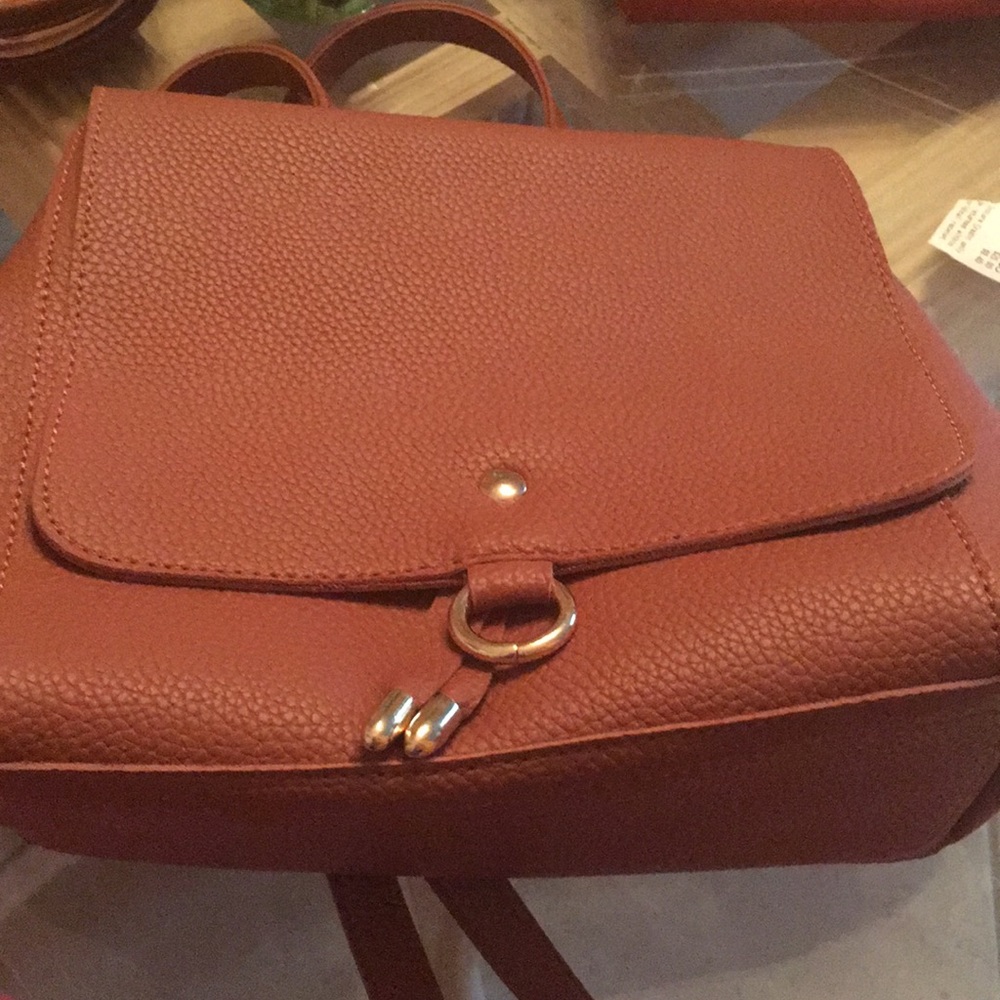 Backpack no name new used once